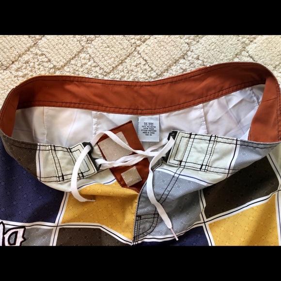 Billabong Men’s Board Shorts - Picture 3 of 8